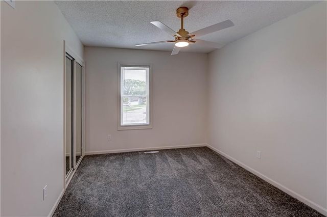 412 Deerfield Court, Lee's Summit, MO 64086