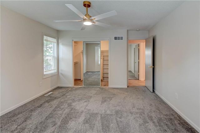 412 Deerfield Court, Lee's Summit, MO 64086