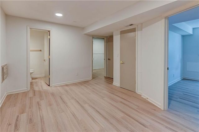 412 Deerfield Court, Lee's Summit, MO 64086