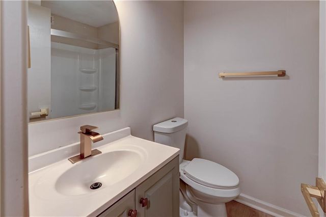 412 Deerfield Court, Lee's Summit, MO 64086