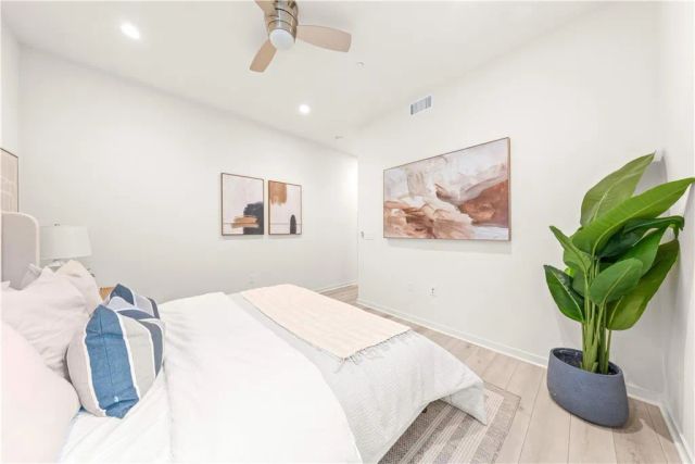 143 Coastal Gdn, Irvine, CA 92618