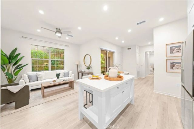 143 Coastal Gdn, Irvine, CA 92618