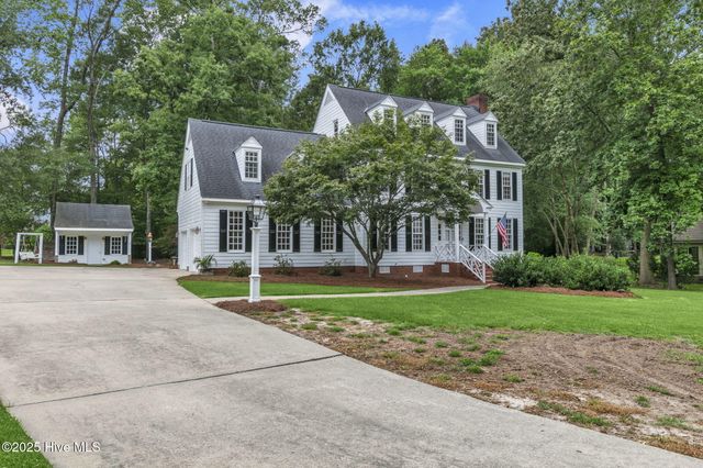 2811 Deerfield Lane N, Wilson, NC 27896
