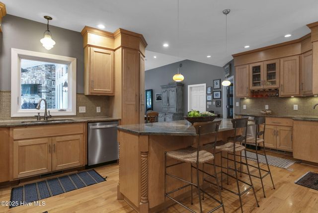 2811 Deerfield Lane N, Wilson, NC 27896