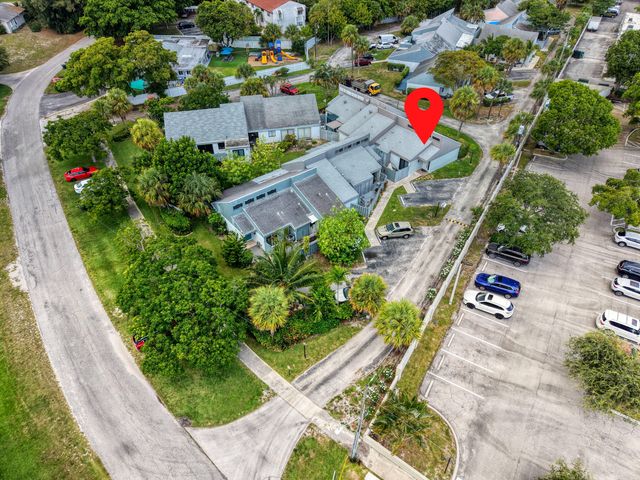 235 NW 15TH Street, Boca Raton, FL 33432