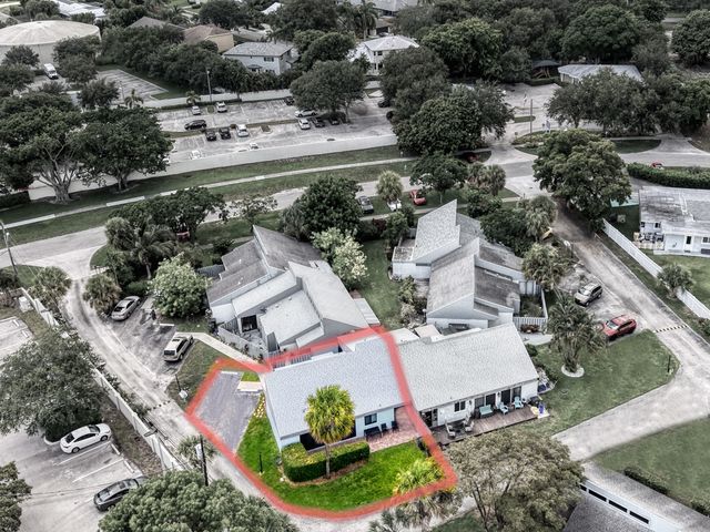 235 NW 15TH Street, Boca Raton, FL 33432