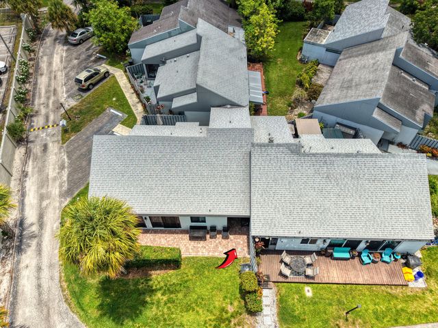235 NW 15TH Street, Boca Raton, FL 33432