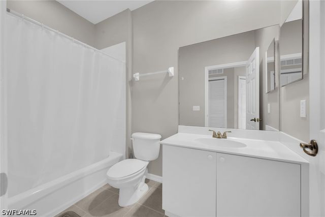 3280 Lindsey LN 5, Naples, FL 34109