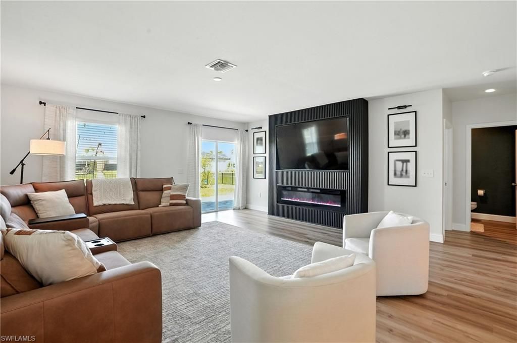17765 Paradiso WAY, NORTH FORT MYERS, FL 33917 — photo 5