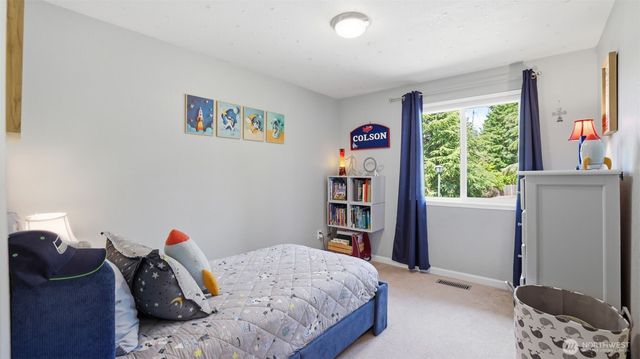 17333 160th Avenue SE, Renton, WA 98058