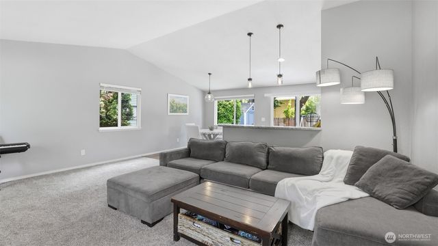17333 160th Avenue SE, Renton, WA 98058