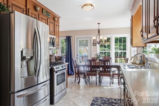 4516 Appaloosa Lane, Charlotte, NC 28215