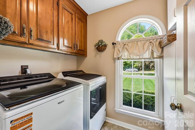 4516 Appaloosa Lane, Charlotte, NC 28215
