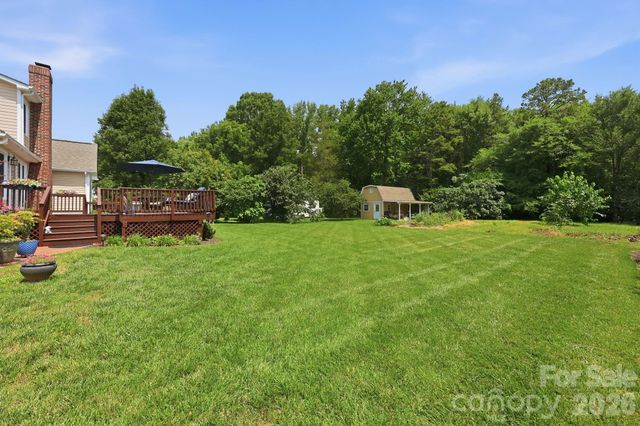 4516 Appaloosa Lane, Charlotte, NC 28215