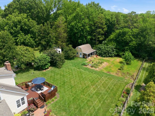 4516 Appaloosa Lane, Charlotte, NC 28215