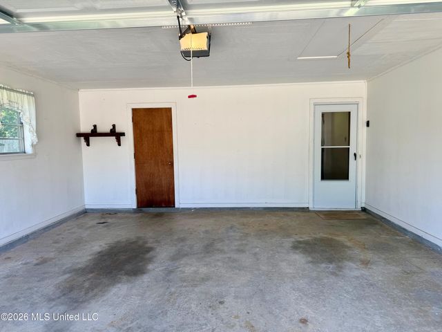 2617 Roxanne Drive, Pearl, MS 39208