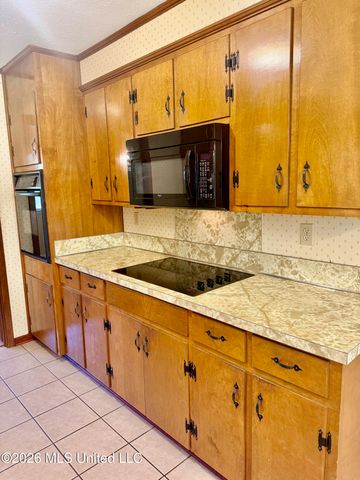 2617 Roxanne Drive, Pearl, MS 39208