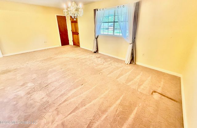 2617 Roxanne Drive, Pearl, MS 39208