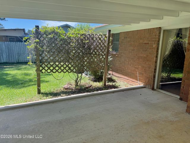 2617 Roxanne Drive, Pearl, MS 39208