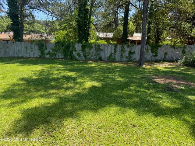2617 Roxanne Drive, Pearl, MS 39208