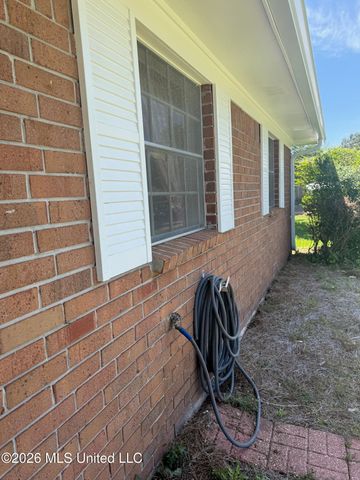 2617 Roxanne Drive, Pearl, MS 39208