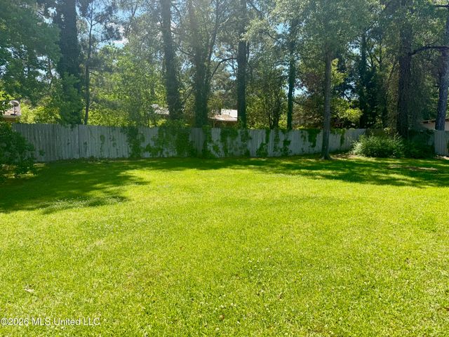 2617 Roxanne Drive, Pearl, MS 39208