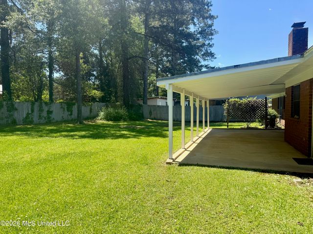 2617 Roxanne Drive, Pearl, MS 39208