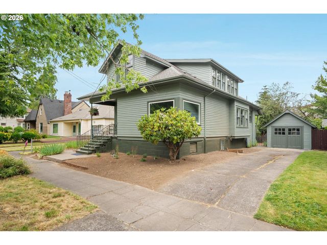 223 Ne ROSA PARKS Way, Portland, OR 97211