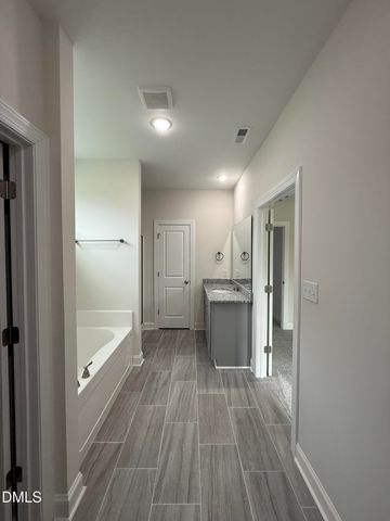 52 Hot Springs Way, Benson, NC 27504