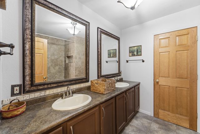 2614 Forest Drive, Knoxville, IA 50138