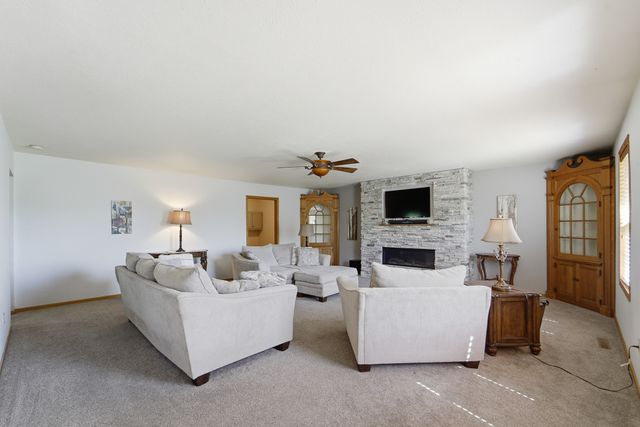 2614 Forest Drive, Knoxville, IA 50138