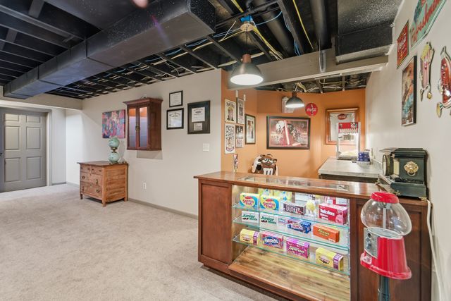 2614 Forest Drive, Knoxville, IA 50138