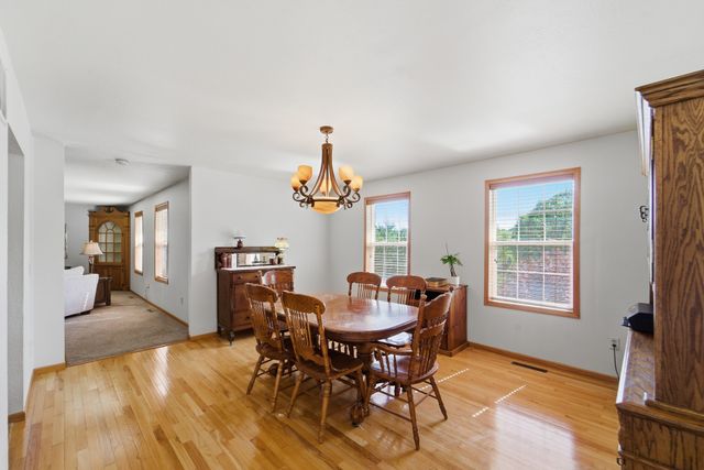 2614 Forest Drive, Knoxville, IA 50138