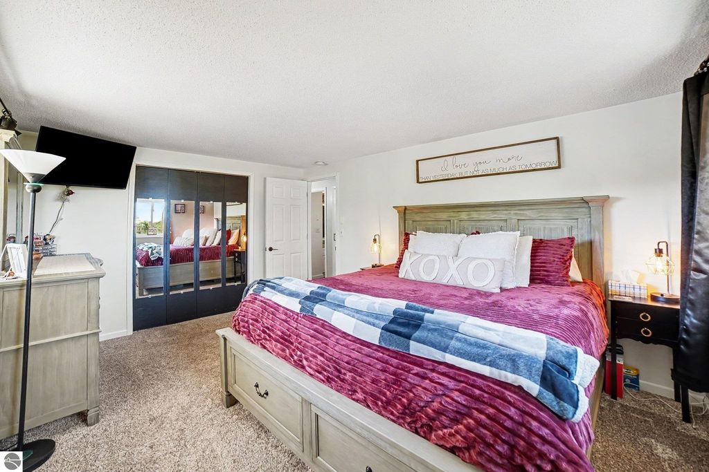 Image 13 of property listing at 4381 W Pine River Road, St Louis, MI 48880