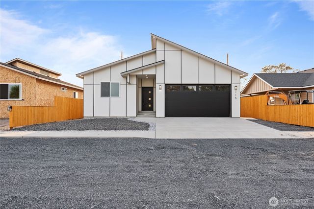 715 Buttercup Street, Soap Lake, WA 98851