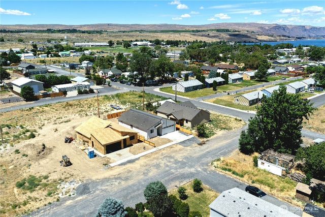 715 Buttercup Street, Soap Lake, WA 98851