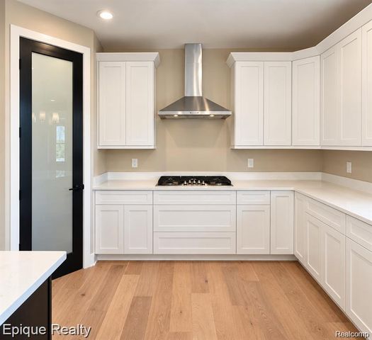 29769 Red Fox Lane, Macomb Township, MI 48047
