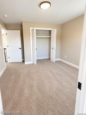29769 Red Fox Lane, Macomb Township, MI 48047