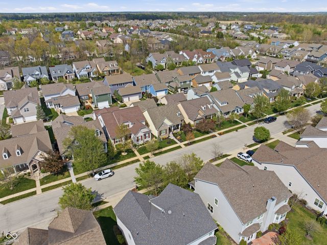 6200 Edenshall Lane, Noblesville, IN 46062