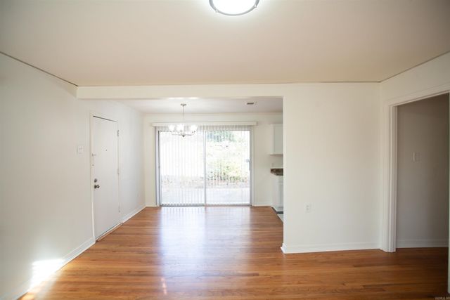 1 Danwood Road, Little Rock, AR 72204