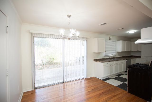 1 Danwood Road, Little Rock, AR 72204