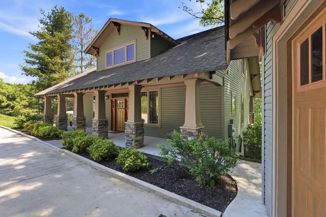 55 Narrows Cir, Winchester, TN 37398