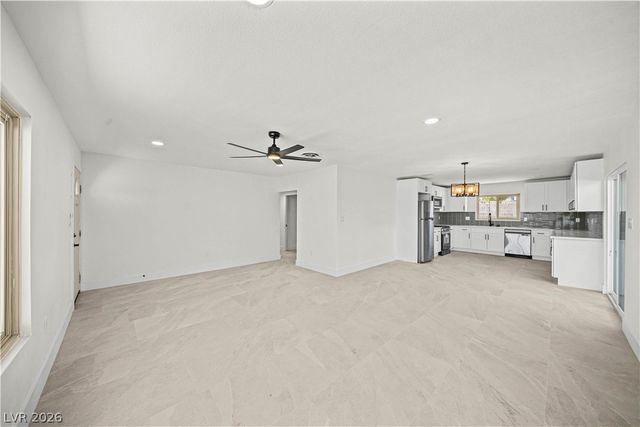 4378 Swandale Avenue, Las Vegas, NV 89121