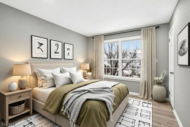 63 Scarlet Dr, Sayreville Boro, NJ 08859