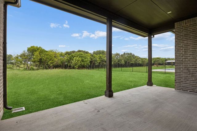 5012 Valley View Drive, Joshua, TX 76058