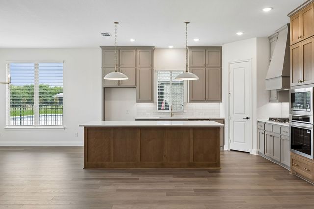 5012 Valley View Drive, Joshua, TX 76058