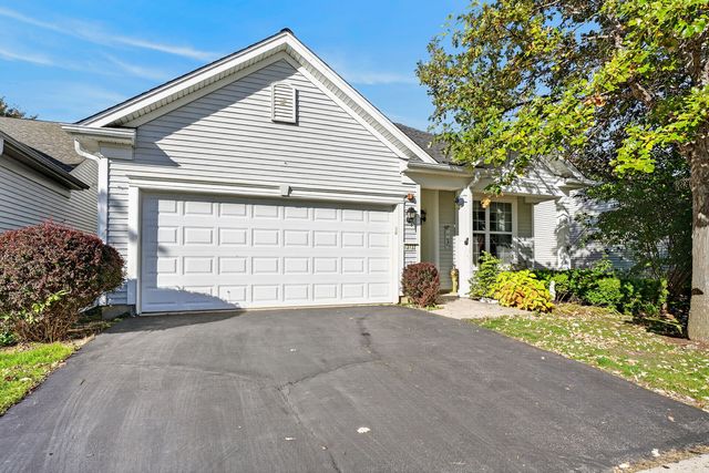 13732 Pineview Drive, Huntley, IL 60142