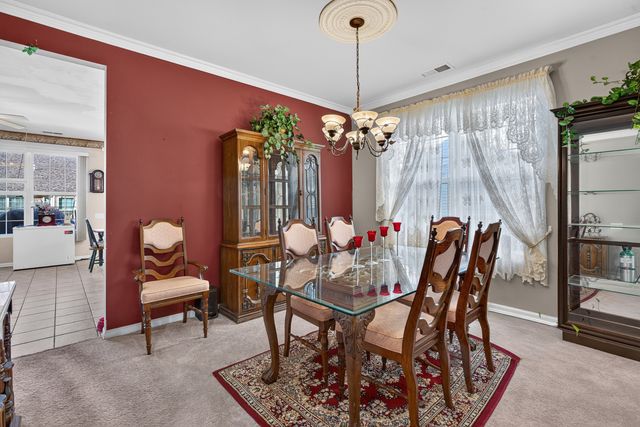 13732 Pineview Drive, Huntley, IL 60142