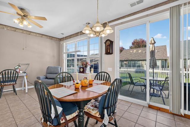 13732 Pineview Drive, Huntley, IL 60142