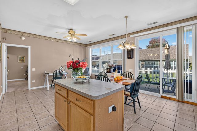13732 Pineview Drive, Huntley, IL 60142